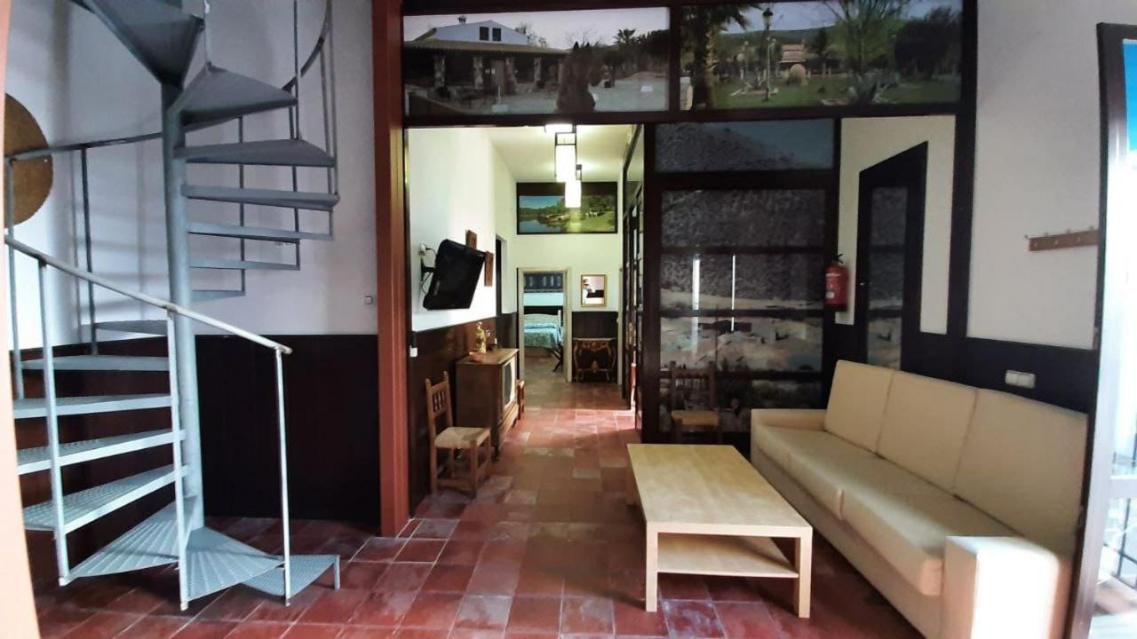 Hotel Rural Finca La Herencia Guadalcanal 外观 照片